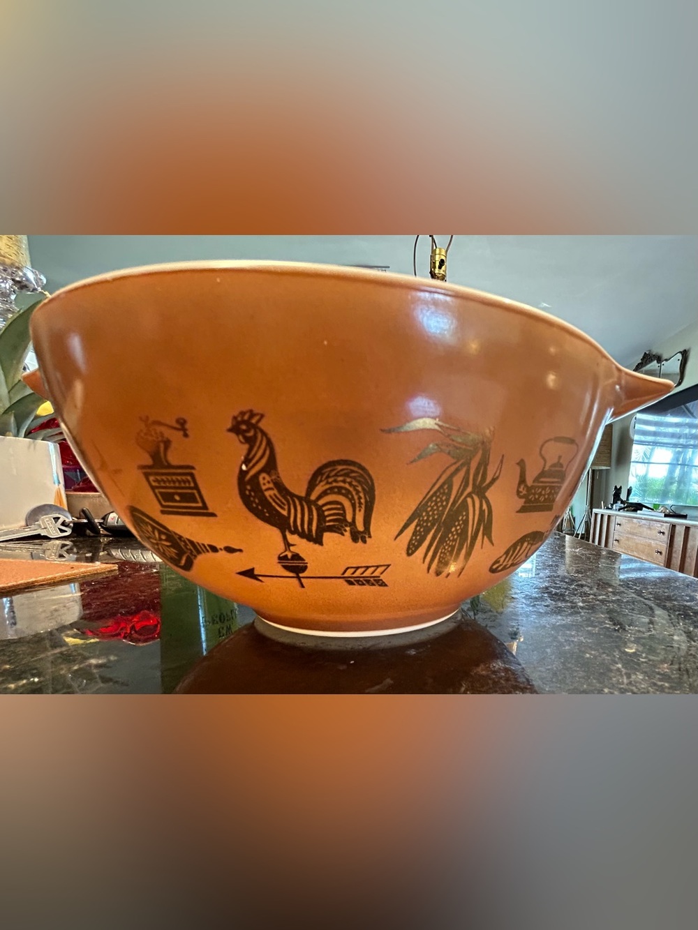 Vintage Pyrex Early American pattern #442 Cinderella mixing bowl.